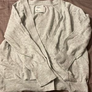 American Eagle Outfitters, gray, cropped, 3/4 sleeves, size medium cardigan.
